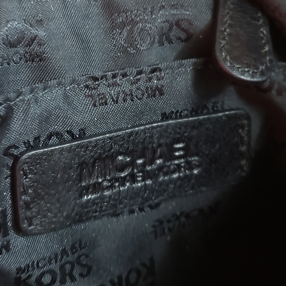 MK Purse - Picture 3 of 4